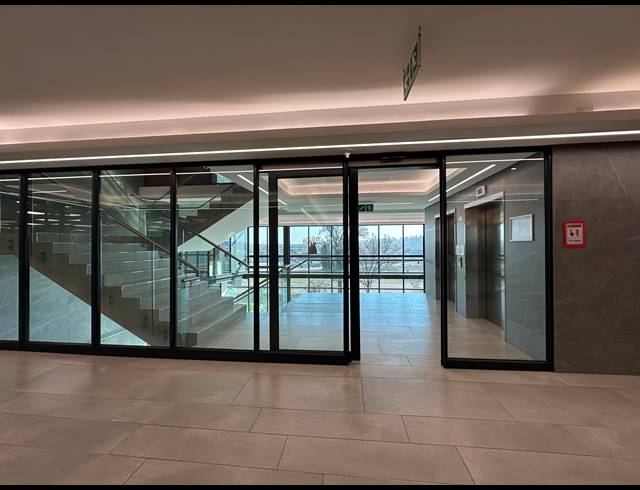 533M² OFFICE TO LET IN DORINGKLOOF
